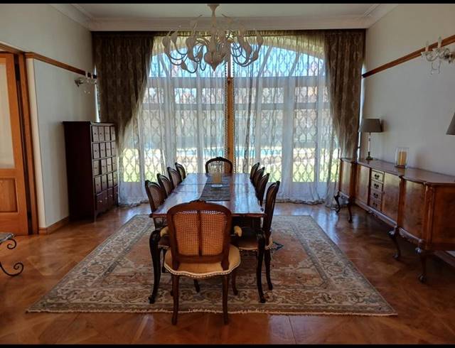 8 BEDROOM HOUSE FOR SALE IN MOOIKLOOF EQUESTRIAN ESTATE